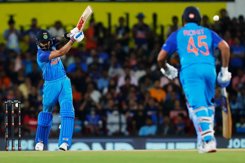IND VS AUS : जीत के बाद टीम इंडिया के हौसले बुलंद, कोहली ने कहा ऑस्ट्रेलिया को हैदराबाद में देखेंगे