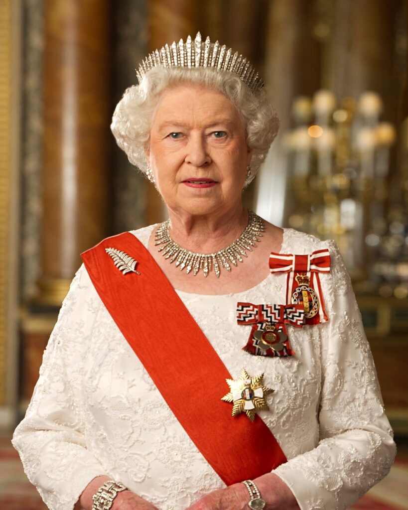 Why are the diamonds in Queen Elizabeth's crown being discussed?