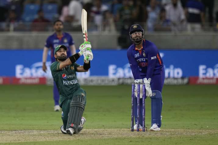Asia Cup: एशिया कप में 8 साल बाद पाकिस्तान ने भारत को दी मात