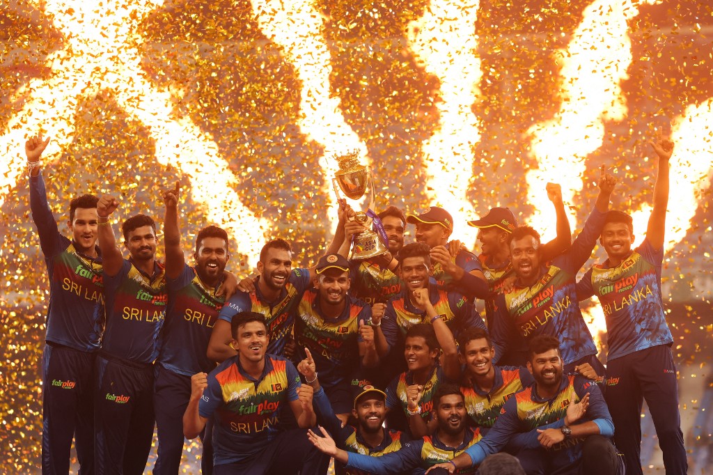 Asia cup: श्रीलंका को छठी बार एशिया कप क्रिकेट का ताज ,भानु राजपक्षे का उम्दा खेल