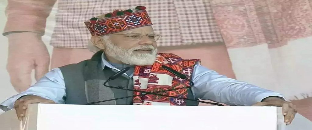PM Modi Himachal Visit: कुल्लू दशहरा में भाग लेने वाले पहले प्रधानमंत्री, प्रदेश को दी AIIMS की सौगात