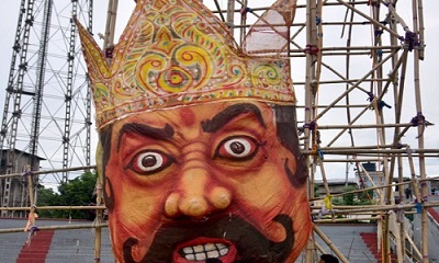 Ayodhya : रामलीला में दिल के दौरा पड़ने से रावण का किरदार निभाने वाले कलाकार की मौत