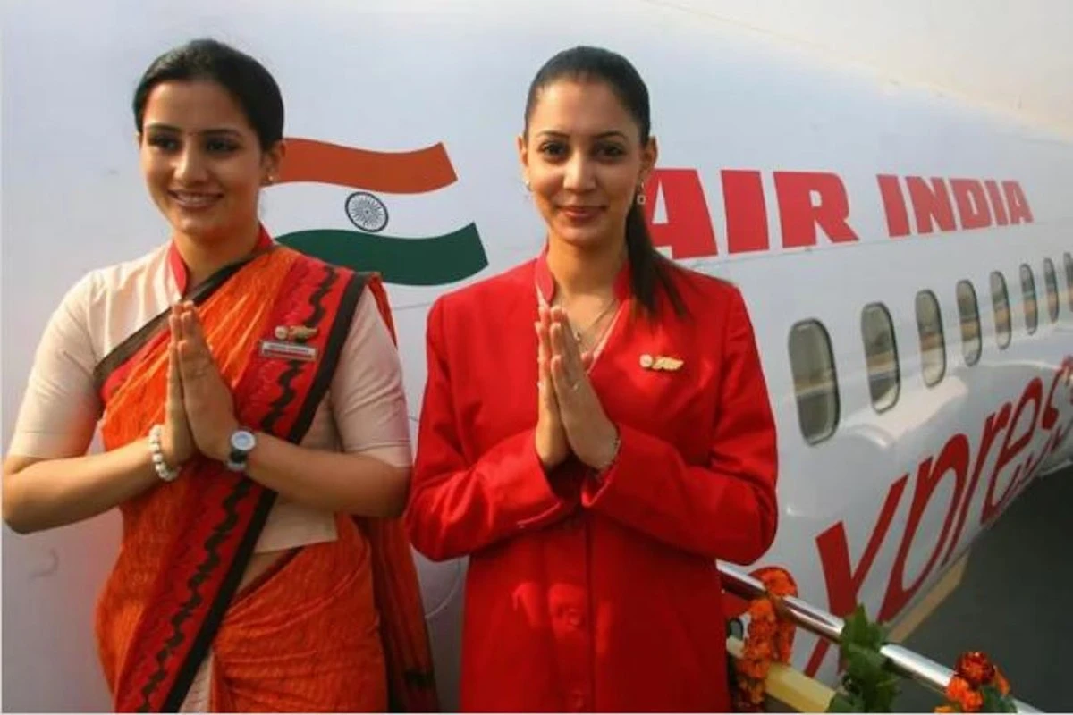 Air India Guidelines: एक प्लेन चूड़ी, झुमका-बाली बैन, तय किया बिंदी का साइज… एयर इंडिया क्रू मेंबर्स के लिए नई गाइडलाइंस जारी