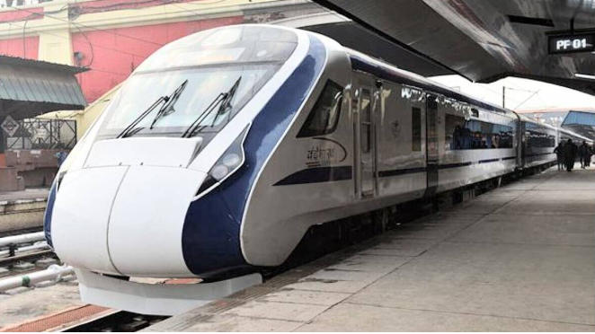 Vande Bharat Express के लिए बदल दी गई इन 25 ट्रेनों की टाइमिंग, जानिए क्या है नया शेड्यूल