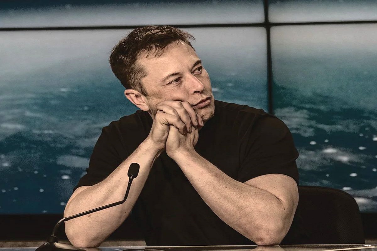 Twitter Lay Off: Elon Musk ने दिया एक और झटका, अब ट्विटर के 4400 कांट्रैक्ट वर्कर्स को नौकरी से निकाला
