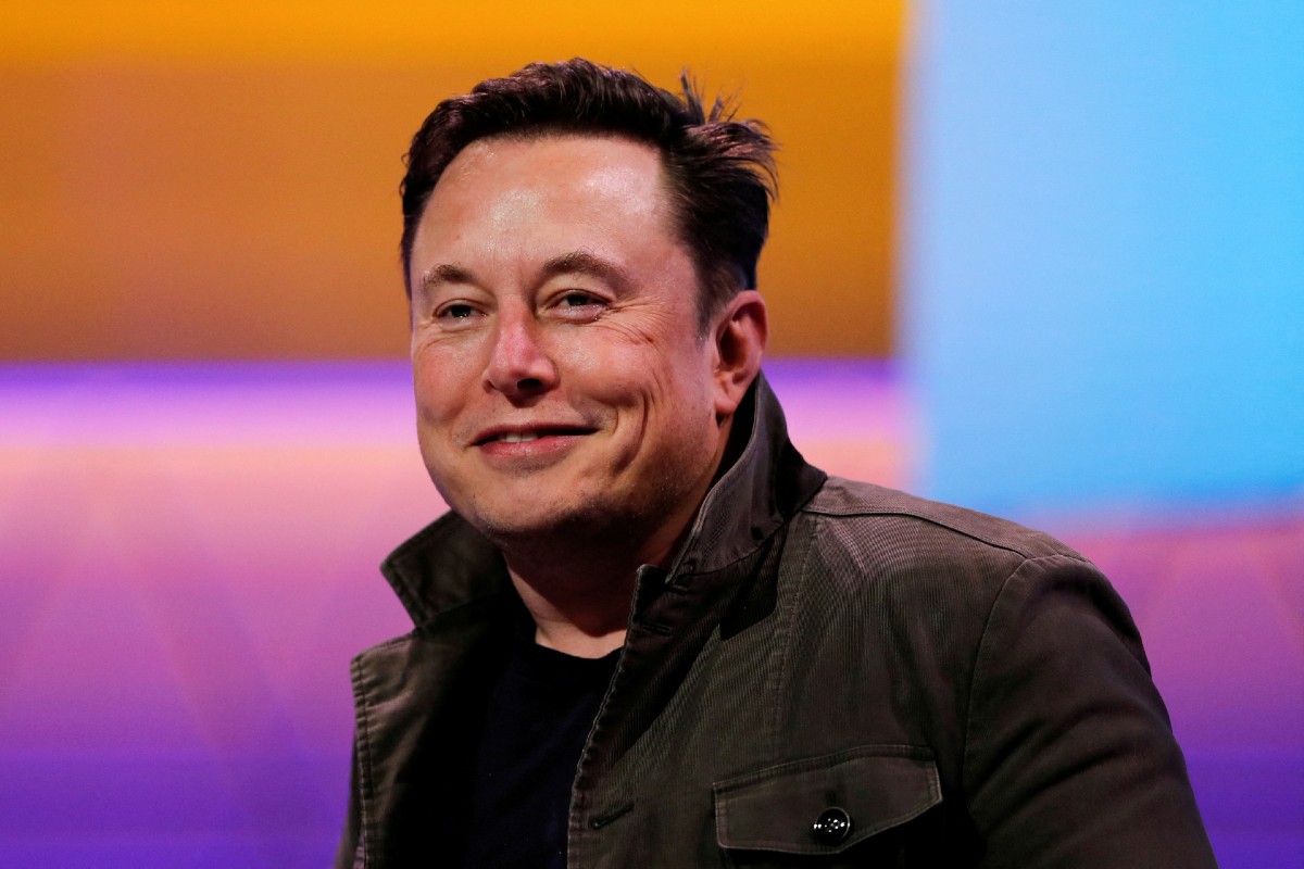 Elon Musk: ऑफिस में ही सोने को मजबूर Elon Musk, बताया कब जाएंगे घर!