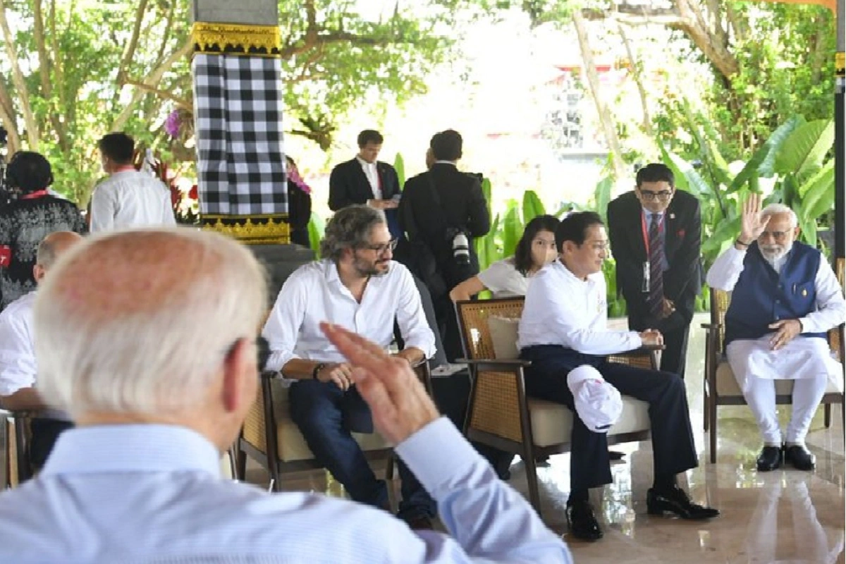 G20 Summit: बाली में मैंग्रोव फॉरेस्ट पहुंचे PM मोदी, ग्लोबल नेताओं से की मुलाकात, देखें तस्वीरें