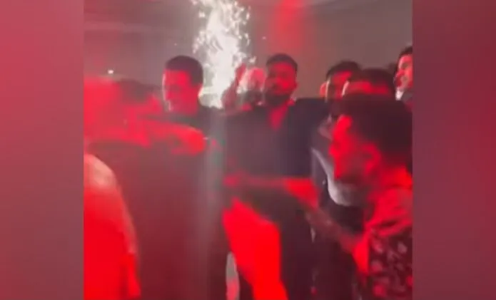 MS Dhoni Dance: बादशाह के रैप पर धोनी और हार्दिक पंड्या ने मचाया धमाल, VIDEO पर फ़ैंस ने दिए ऐसे रिएक्शन