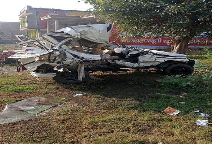 MP: मुरैना में दर्दनाक हादसा, 5 लोगों की मौत, बोलेरो के उड़े परखच्चे