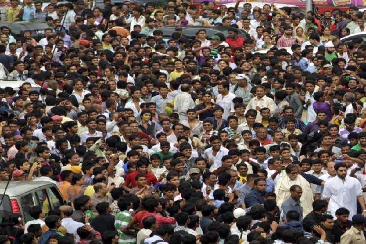 World Population: 8 अरब हुई दुनिया की आबादी, 2023 में चीन को पीछे छोड़ देगा भारत