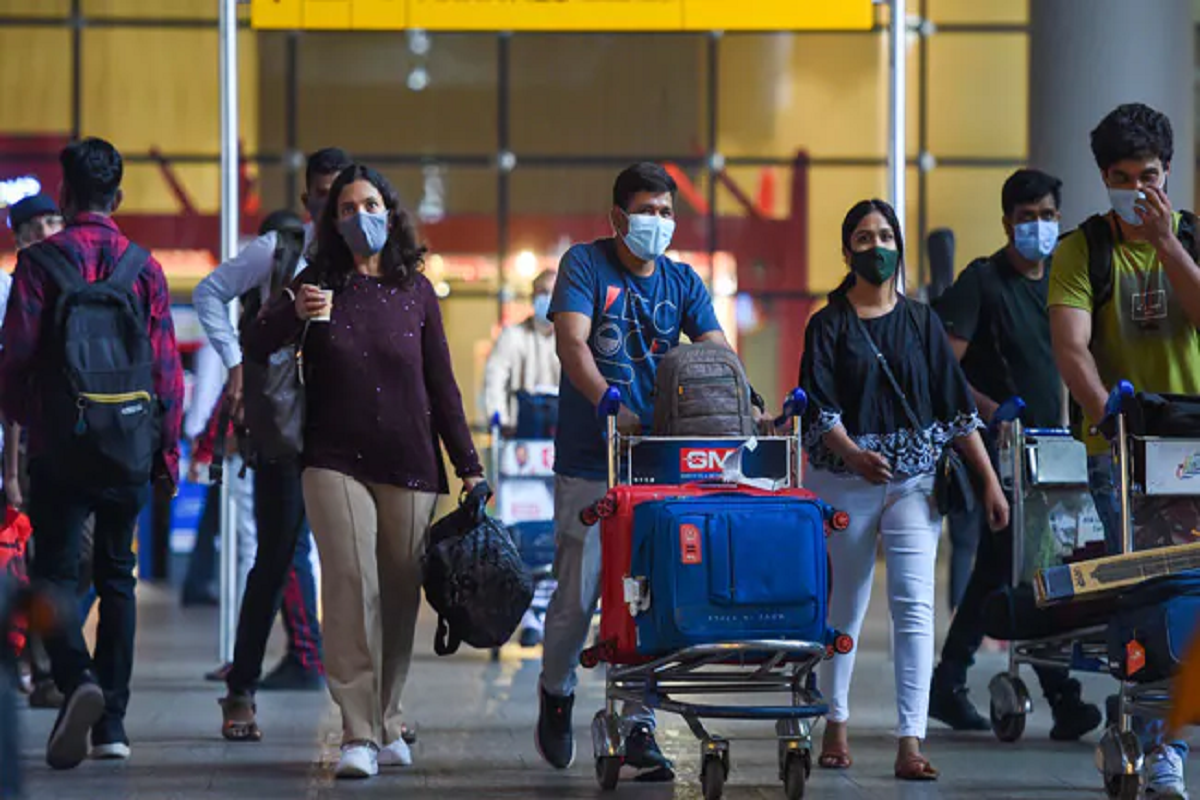 Covid India Update: कोरोना ने बढ़ाई टेंशन, आज से एयरपोर्ट पर इंटरनेशनल यात्रियों की स्कैनिंग और टेस्टिंग शुरू