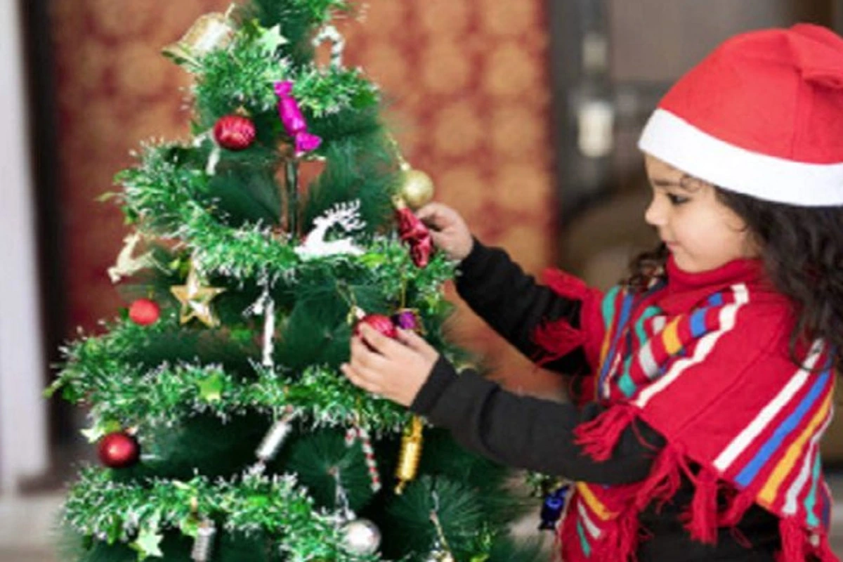 Christmas Celebration 2022: भारत समेत पूरी दुनिया में आज क्रिसमस की धूम, मनाया जाएगा ‘जीजस’ का जन्मदिन…