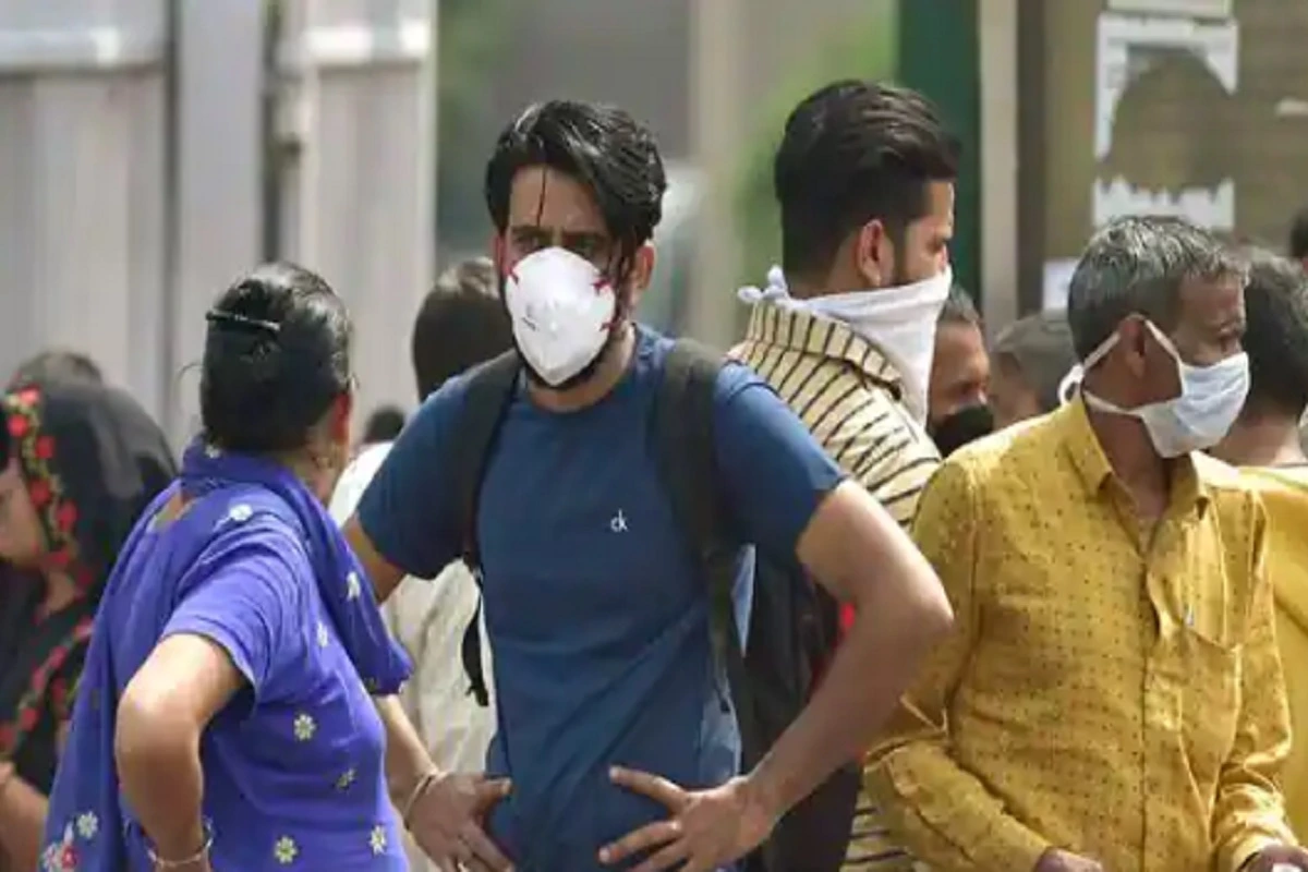 Covid India: बूस्टर डोज लगवाएं, भीड़ वाली जगहों पर पहनें मास्क- कोरोना के नए वेरिएंट के संभावित खतरे पर बोले वीके पॉल