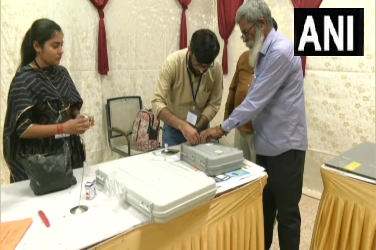 Gujarat Election Phase 1 Voting: गुजरात चुनाव के पहले चरण में शाम 5 बजे तक 56.88% मतदान