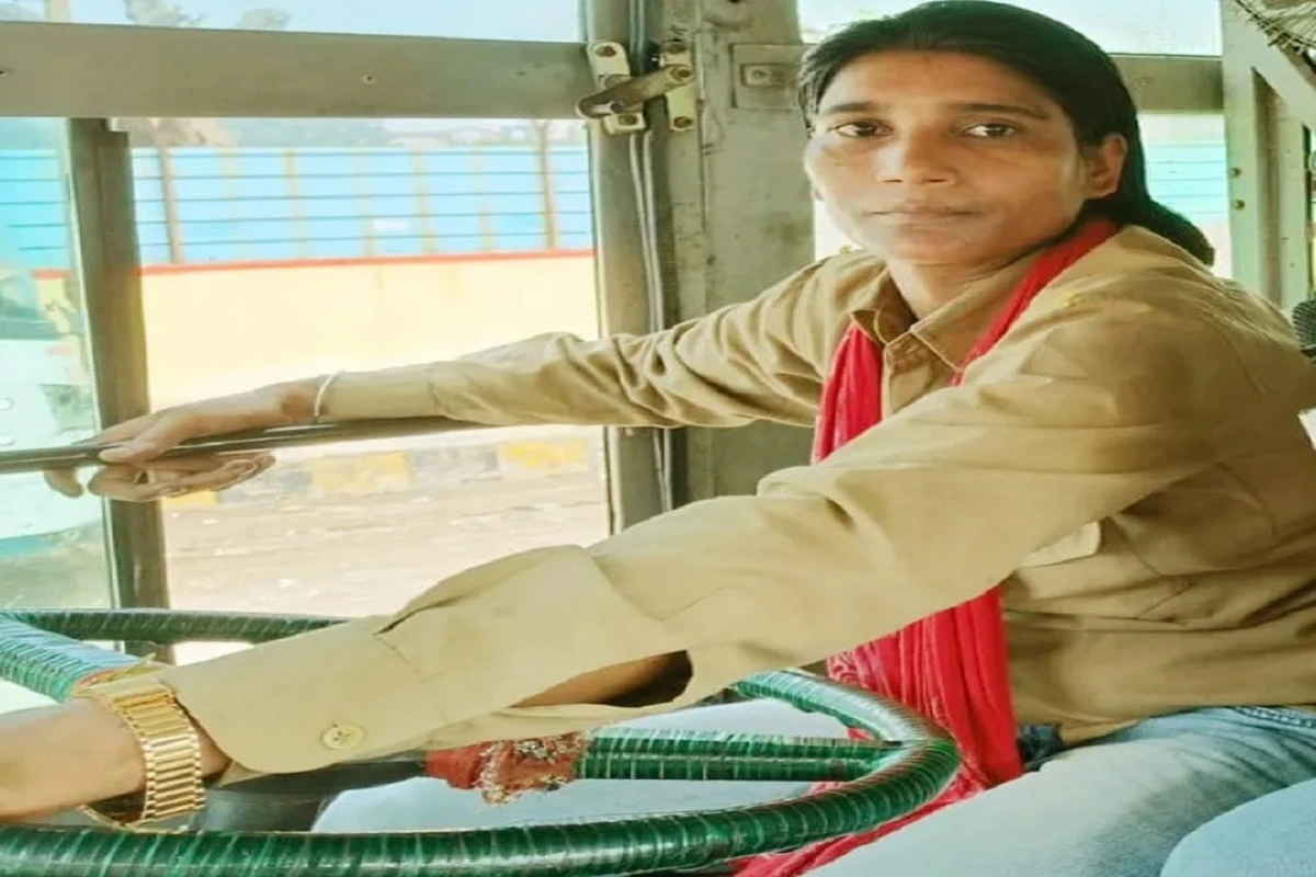 UP: यूपी रोडवेज की पहली महिला बस ड्राइवर बनीं प्रियंका शर्मा, बताया कैसे हासिल किया मुकाम