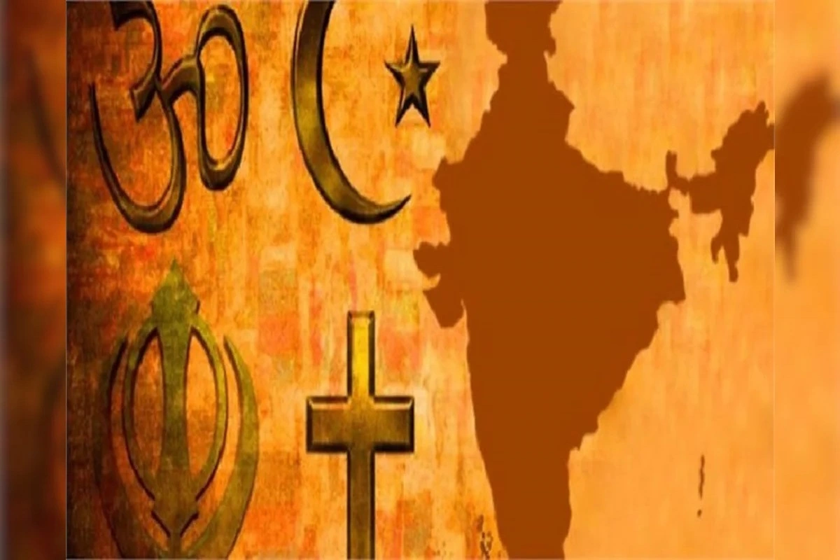 UP News: फतेहपुर के ईसीआई चर्च में 90 हिंदुओं के सामूहिक धर्मांतरण का मामला आया सामने, 67 के खिलाफ मुकदमा