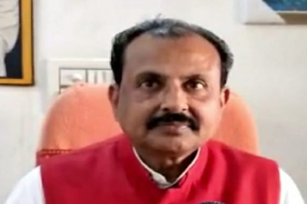 Minister Thakur Raghuraj Singh