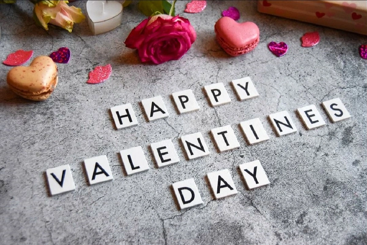 Valentine’s Day 2023: जानिए वैलेंटाइन डे क्यों है खास, क्या है इसके पीछे का इतिहास