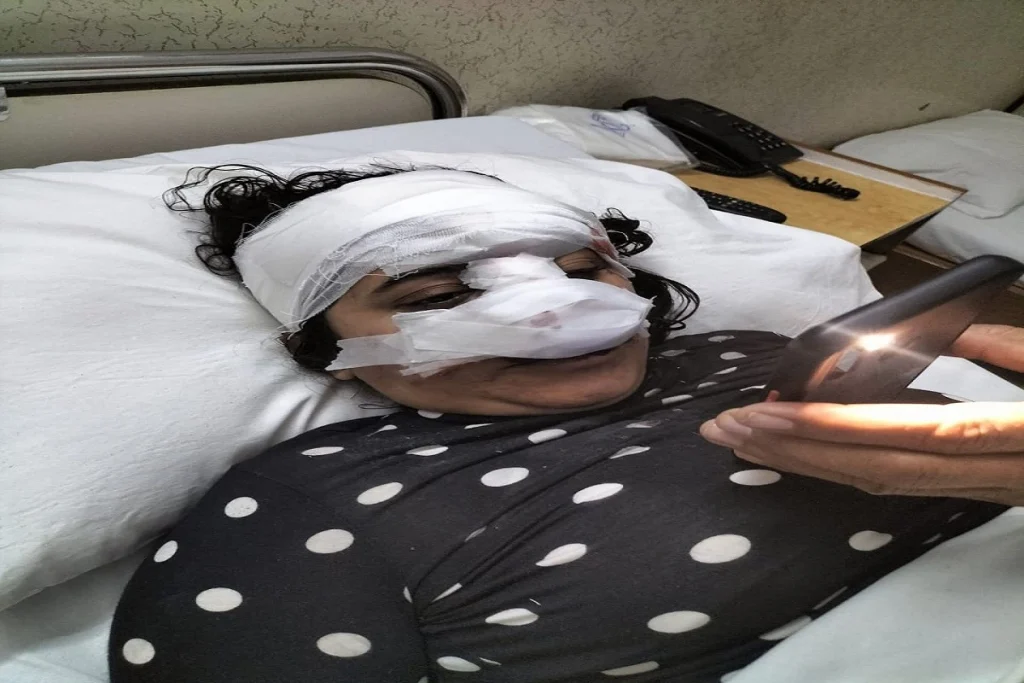 injured girl