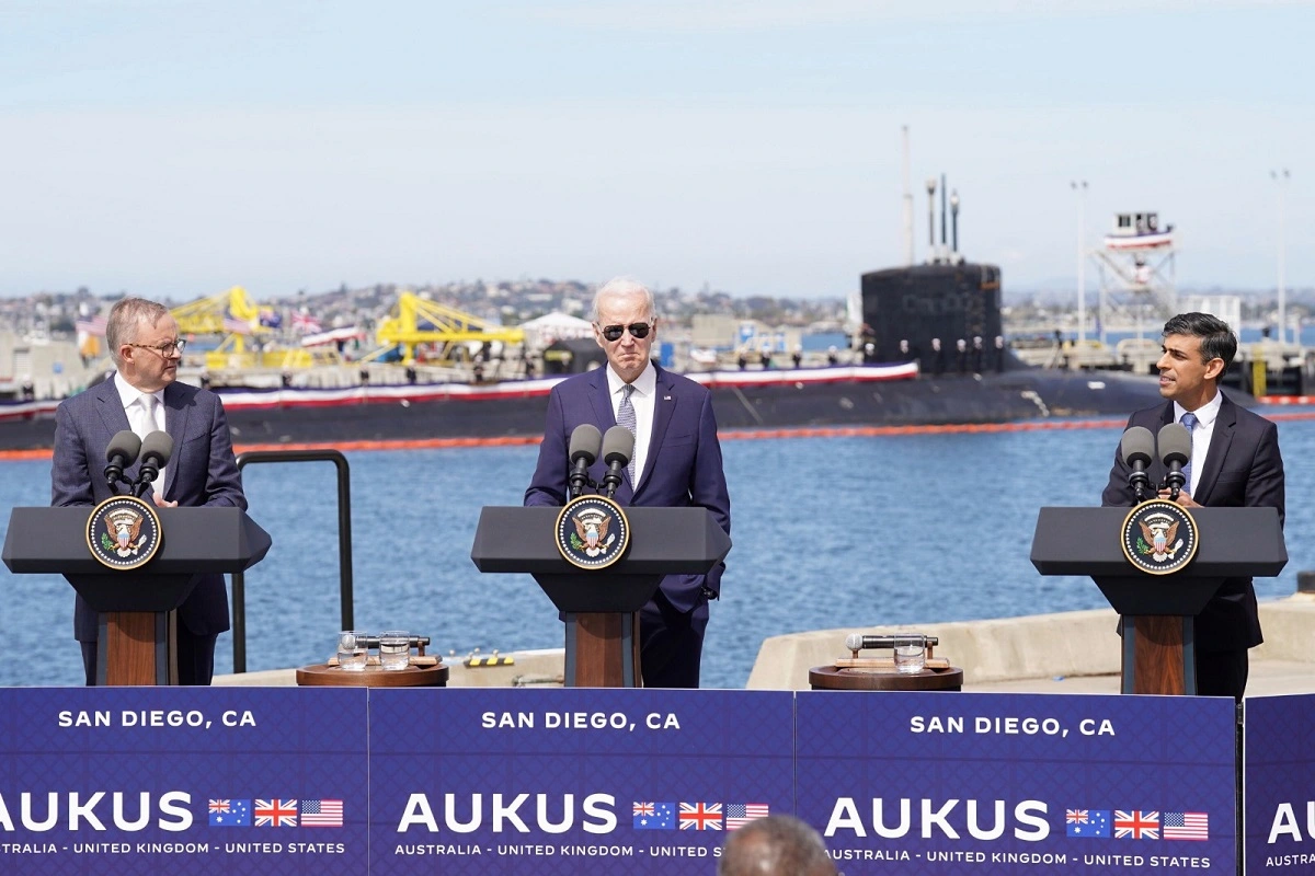 AUKUS Deal: अमेरिका, ऑस्ट्रेलिया और ब्रिटेन ने परमाणु संचालित पनडुब्बी समझौते की घोषणा की