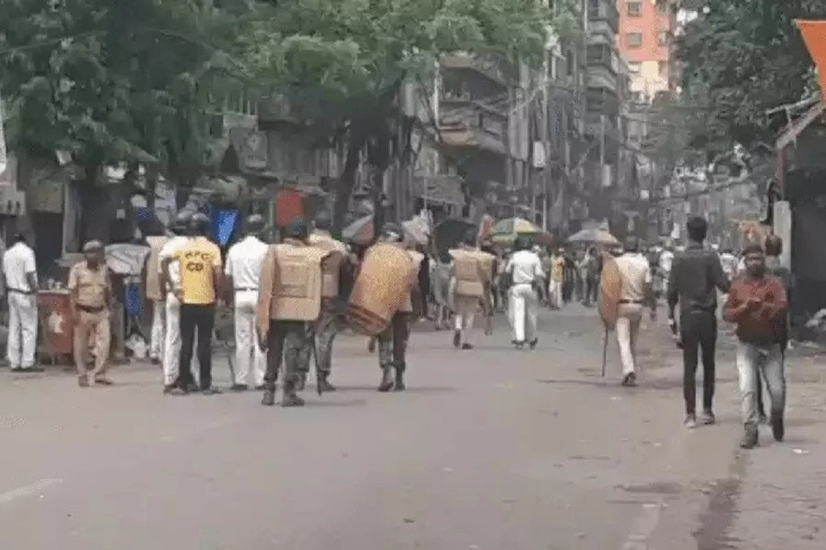 Bengal violence: रामनवमी पर बंगाल में हिंसा, तनाव के बीच बीजेपी की हाईकोर्ट में याचिका, NIA जांच की मांग