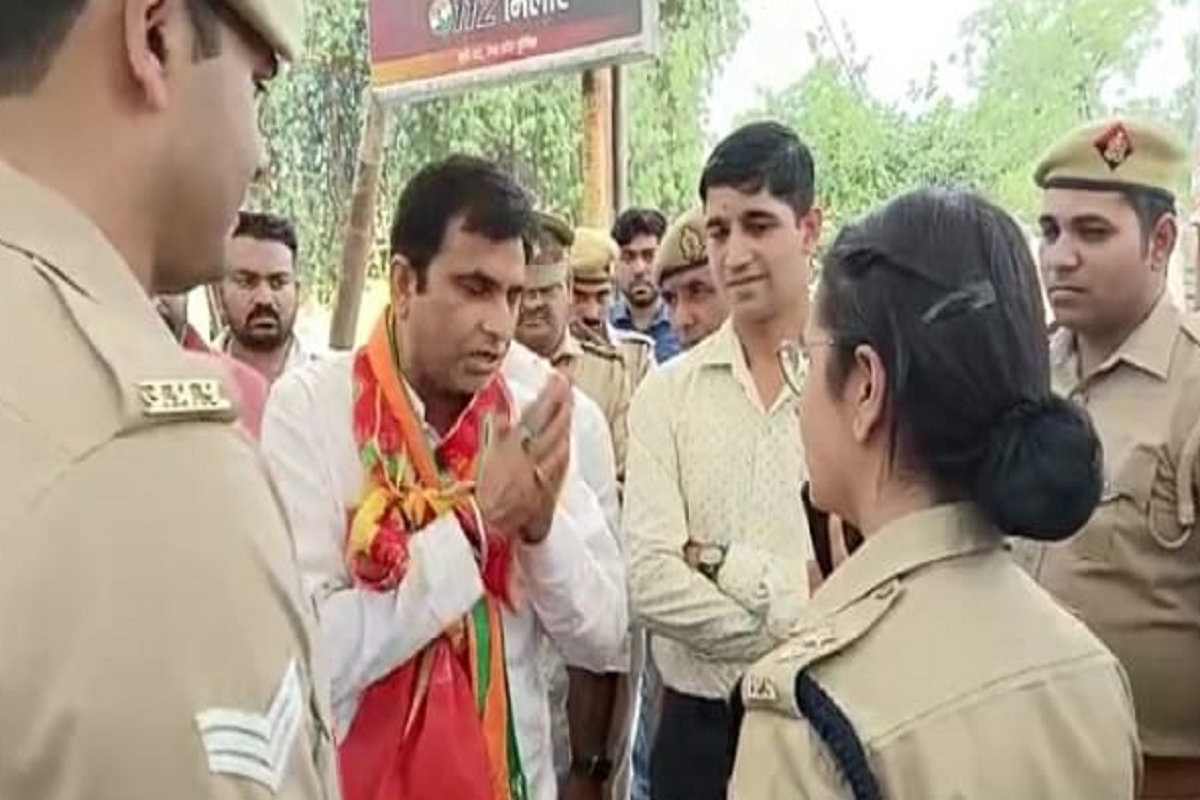 BJP MLA had to join hands in front of IPS Anukriti Sharma