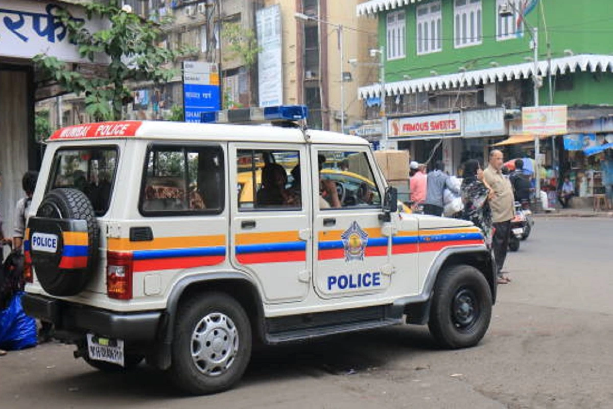 Mumbai में फिर घुसे आतंकी, अज्ञात शख्स के कॉल से मचा हड़कंप, कॉलर ने पुलिस को बताया नाम और नंबर
