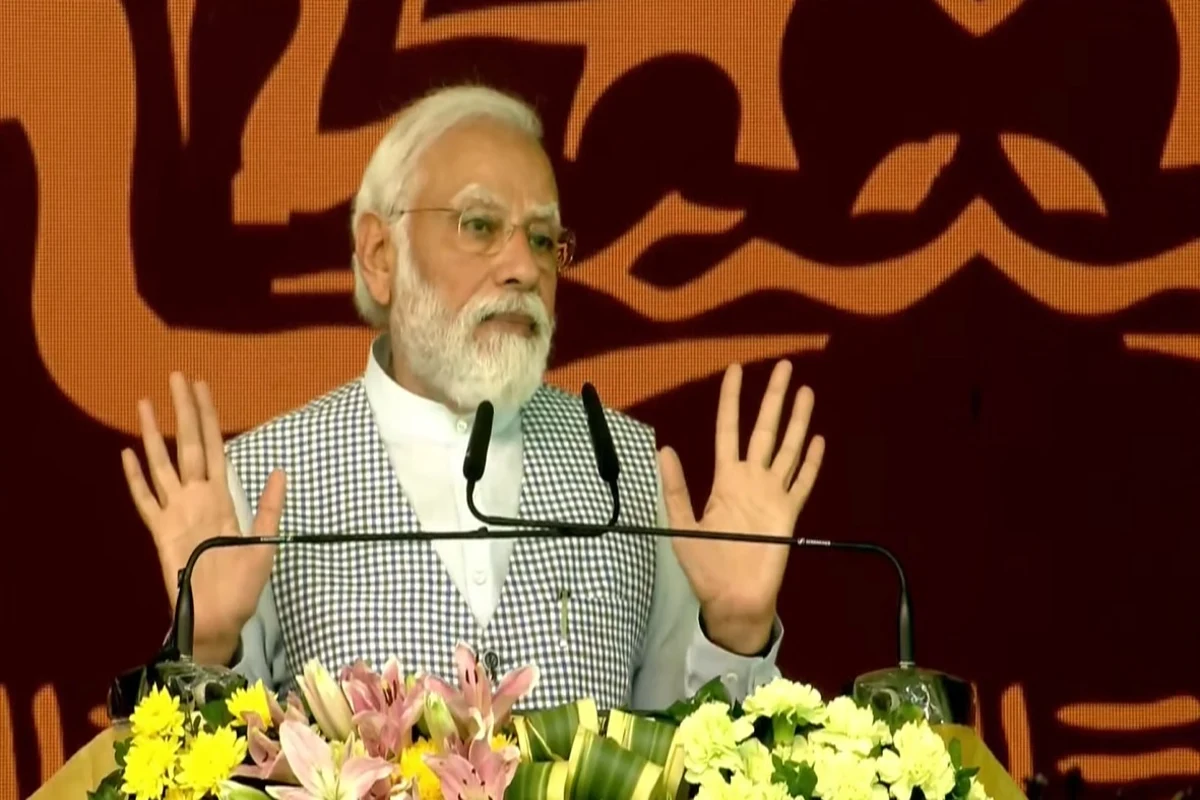 PM Modi In Rewa: “आजादी के बाद की सरकारों ने भारत की पंचायती राज व्यवस्था को ध्वस्त किया…” मध्य प्रदेश के रीवा में बोले पीएम मोदी