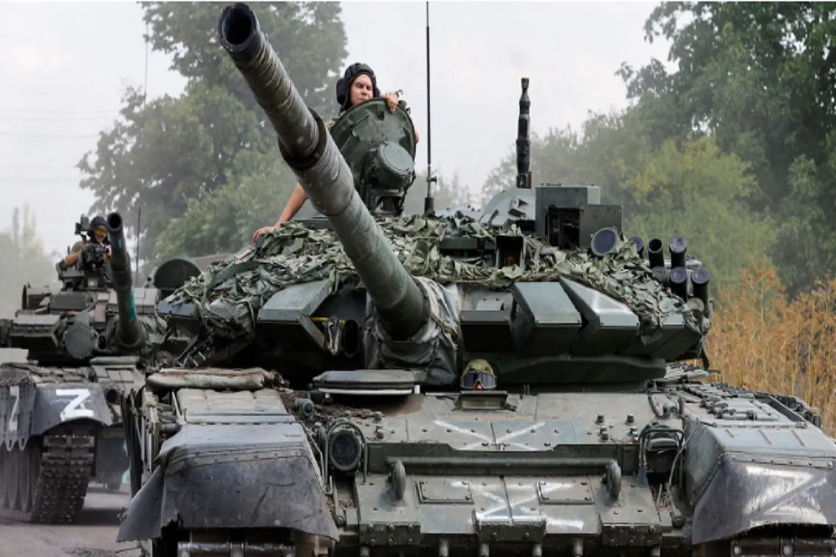 Russia Ukraine War: नाटो देशों ने निभाया यूक्रेन से किया वादा, भेजे 1500 बख्तरबंद वाहन और 230 टैंक