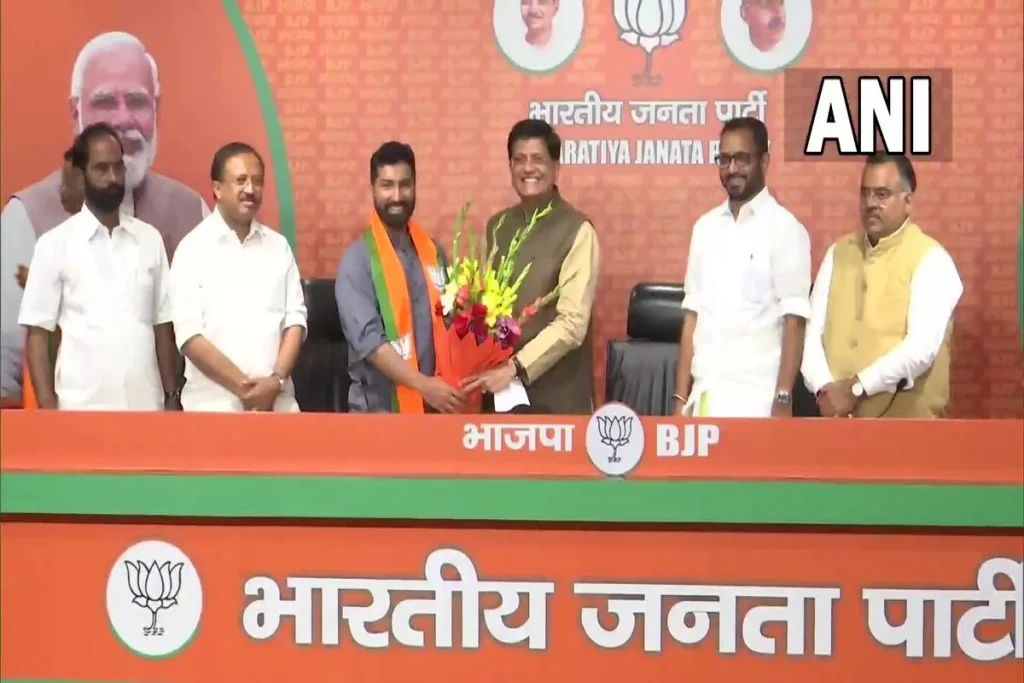 anil antony