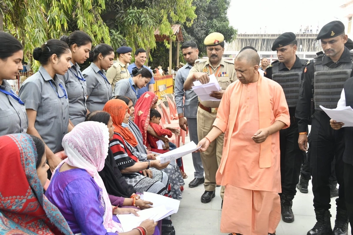 “न बिटिया की शादी रुकेगी, न ही पति का इलाज”, बोले यूपी के सीएम योगी आदित्यनाथ