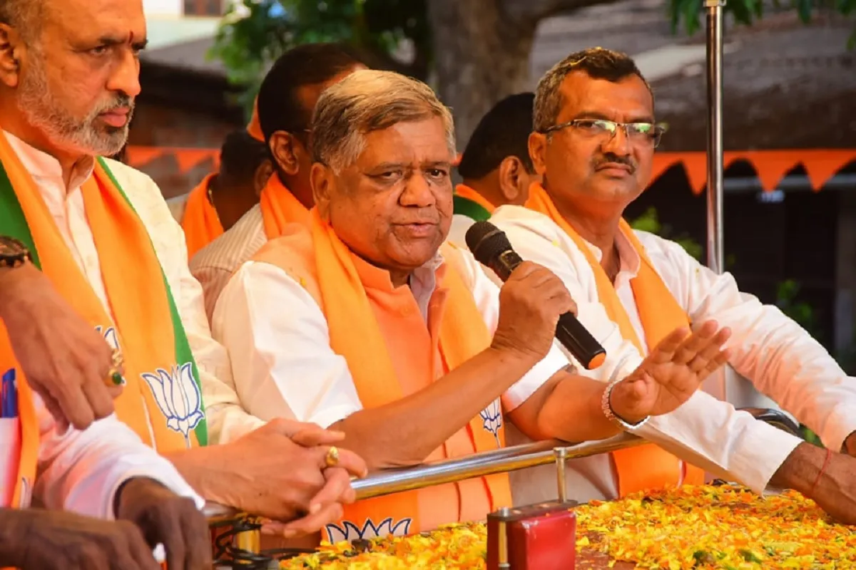 Karnataka Elections: कर्नाटक में हिमाचल वाला हाल, बागियों ने बढ़ाई बीजेपी की टेंशन, चुनाव लड़ने पर अड़े जगदीश शेट्टार
