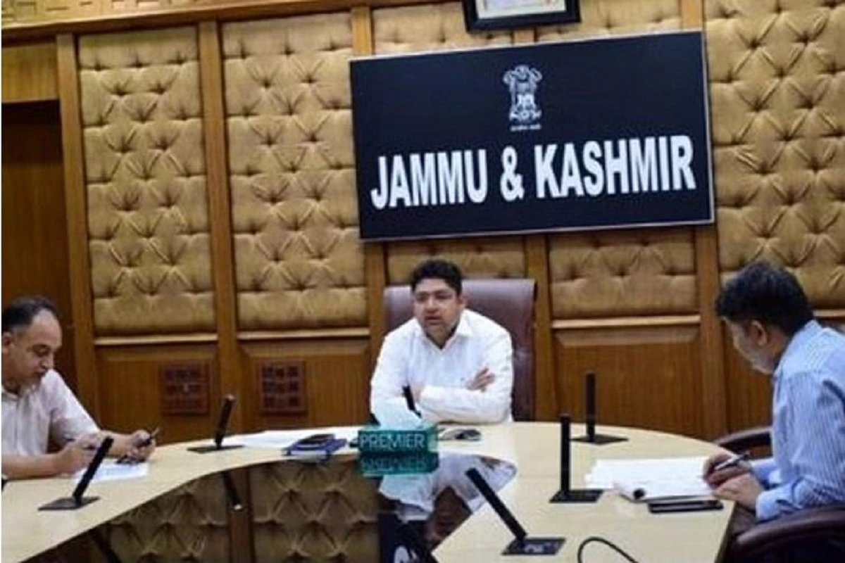 जम्मू और कश्मीर में समृद्ध सीमा योजना के तहत विकास पर ध्यान दिया जाए