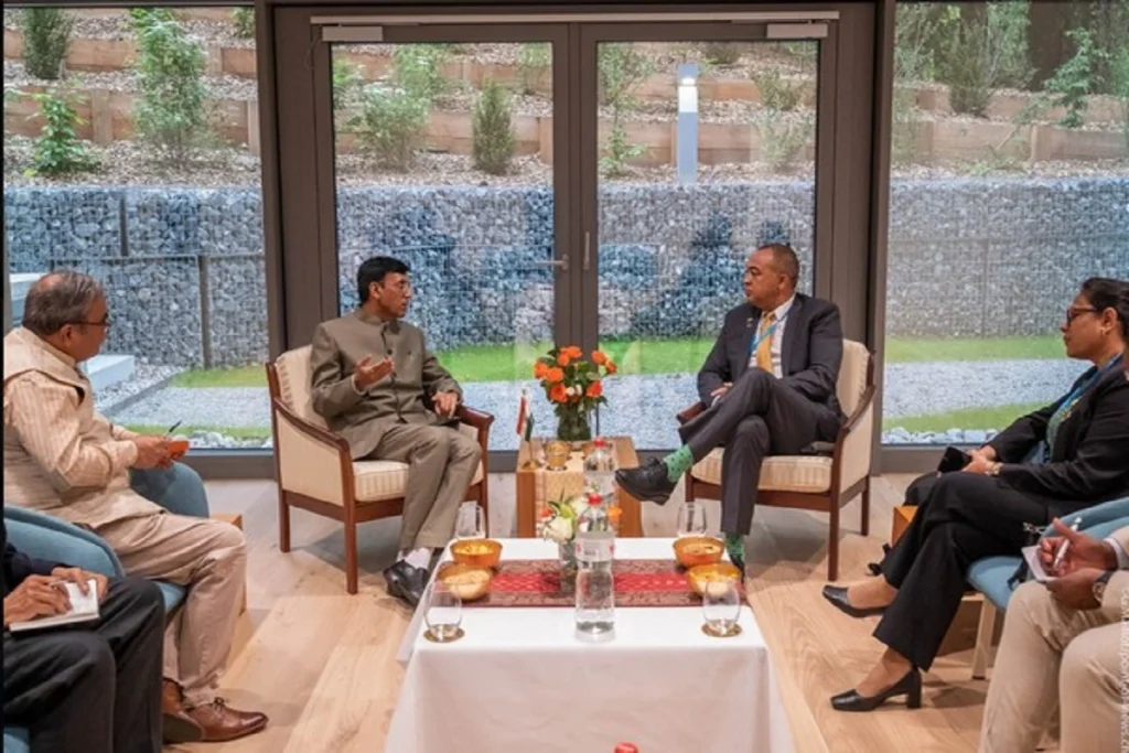 Union Health Minister with Jamaica delegation