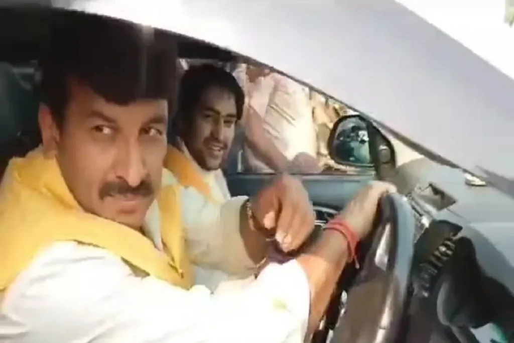 manoj tiwari and dhirendra shastri
