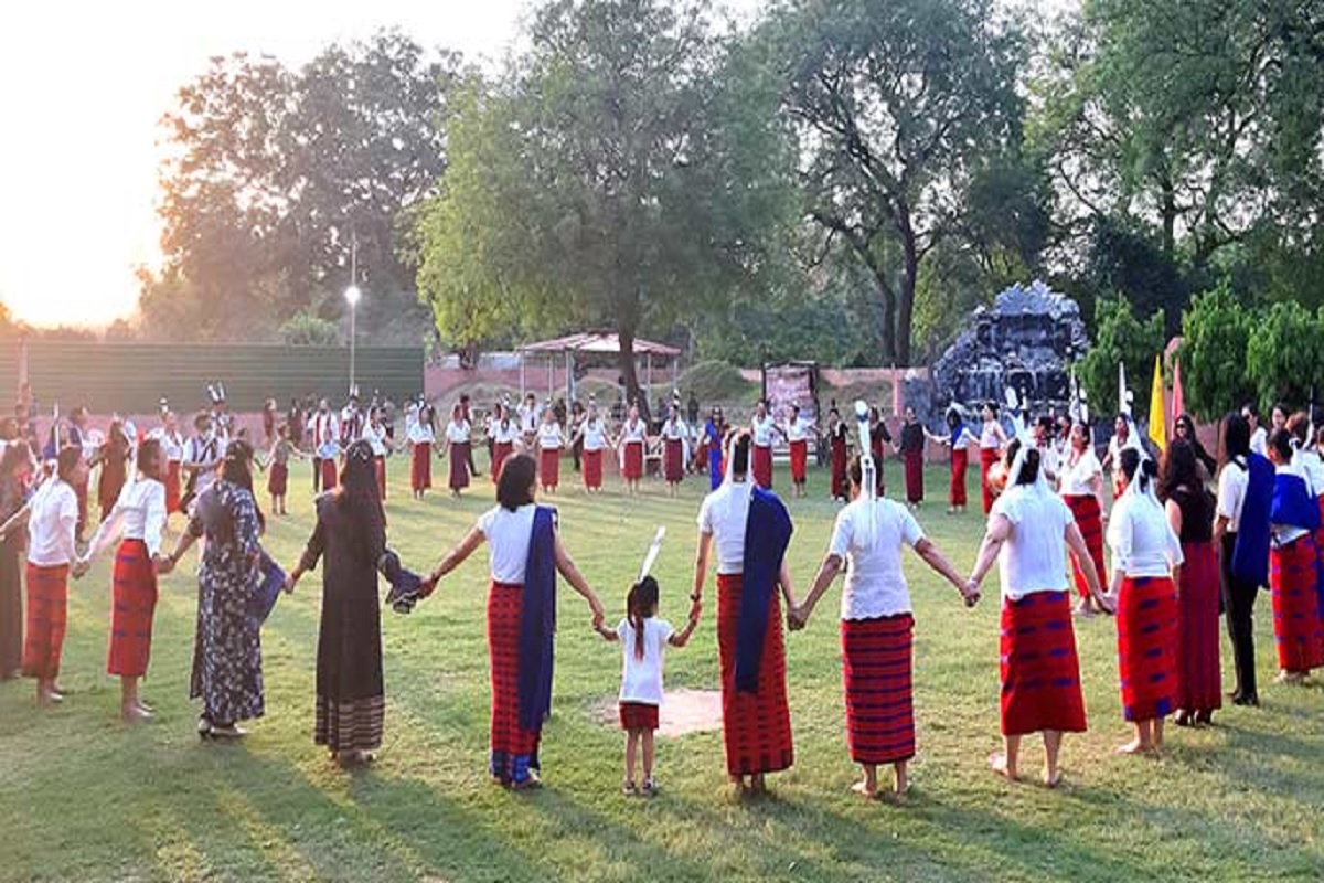 दिल्ली में नागा संस्कृति की परंपराओं से जुड़े लोग, मनाया गया मोत्सु उत्सव
