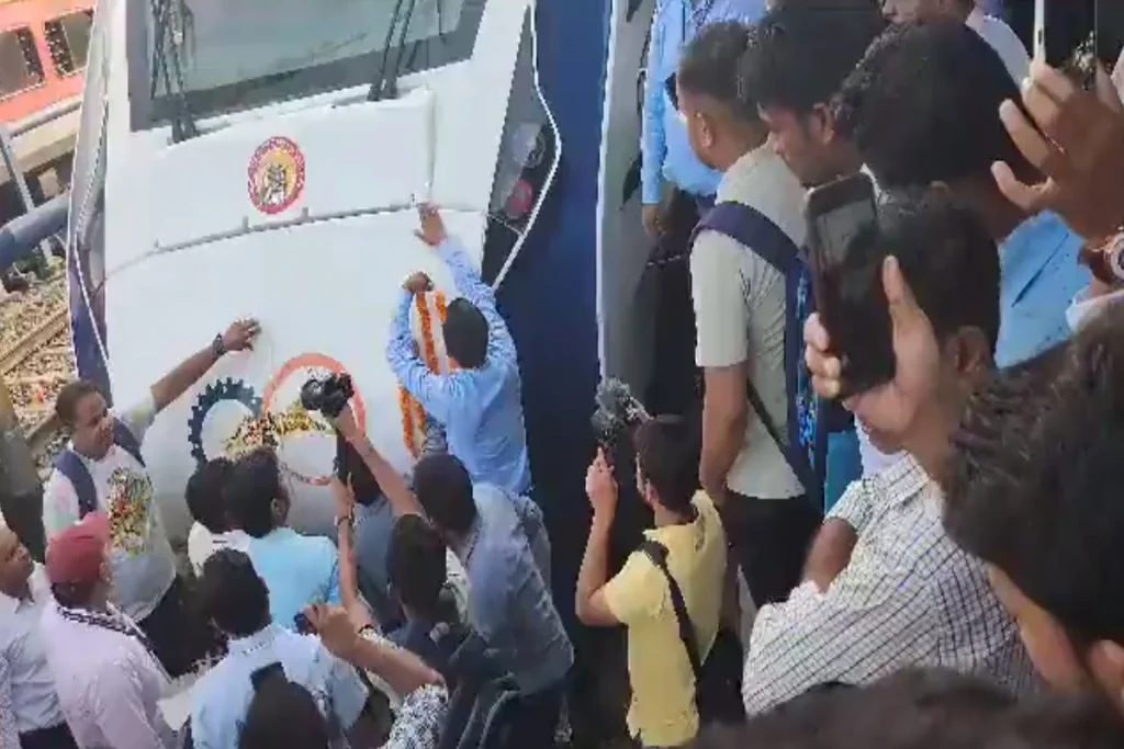 Vande-Bharat-Train