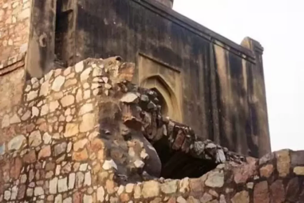 delhi siri Fort