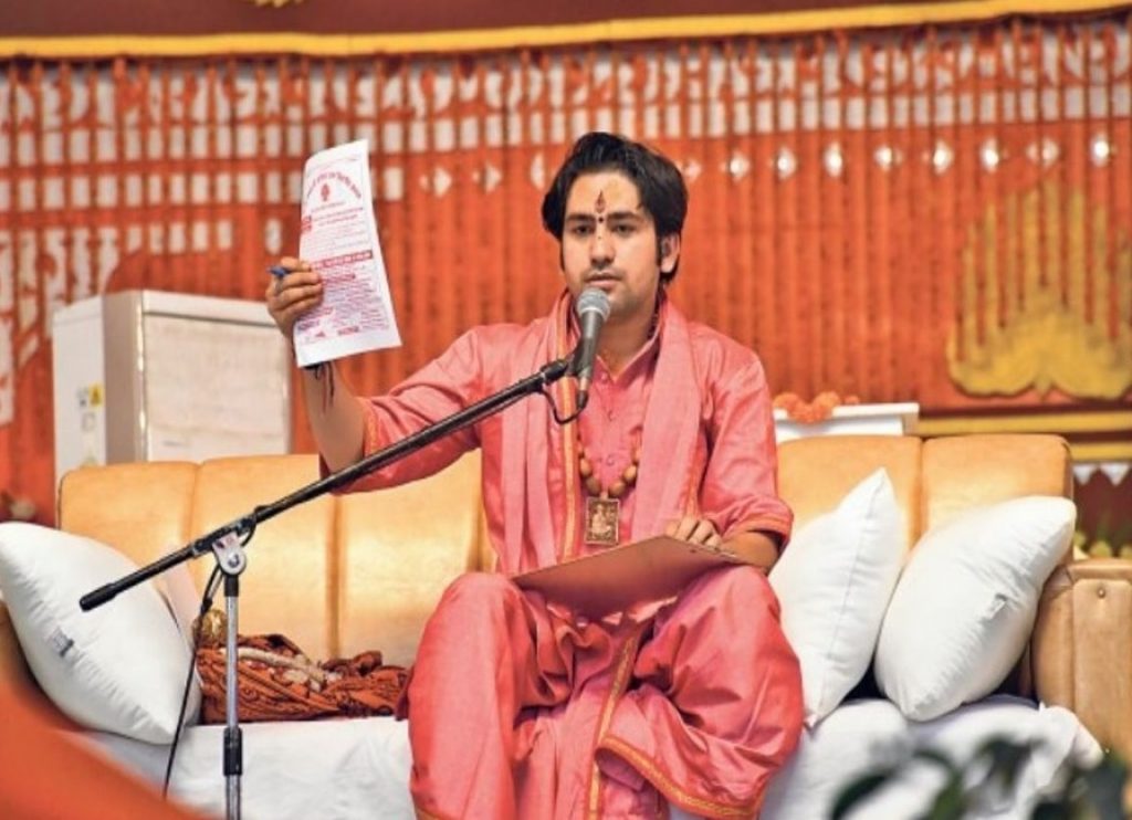 Bageshwar Baba 9