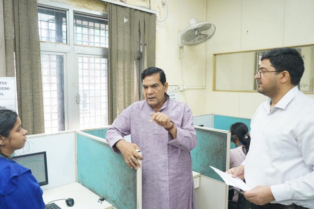 ak sharma