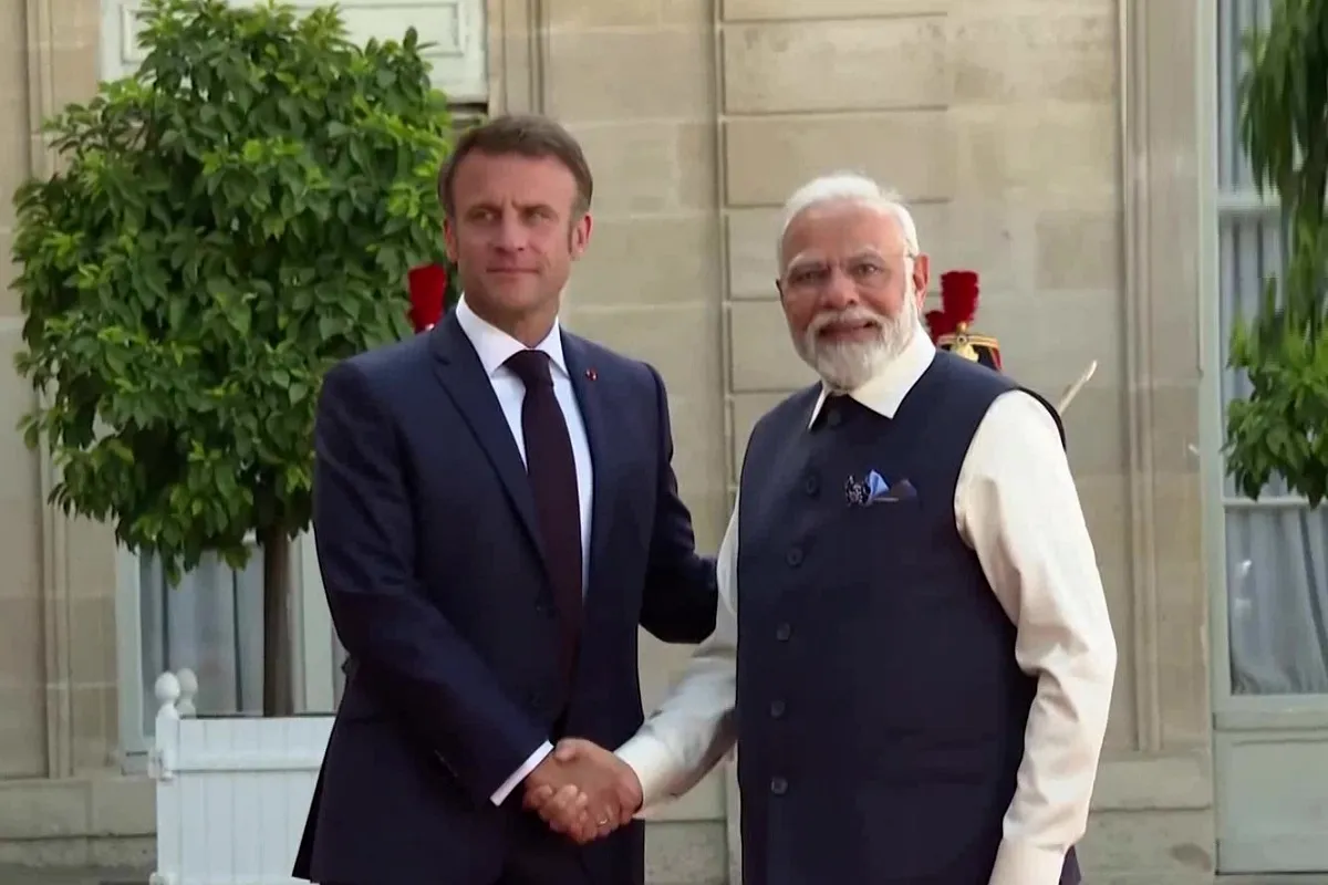 PM Modi France Visit: PM मोदी की पेरिस में राष्ट्रपति मैक्रों के साथ द्विपक्षीय बैठक, दोनों देशों में कई समझौते, पीएम ने कहा- भारत और फ्रांस नेचुरल पार्टनर