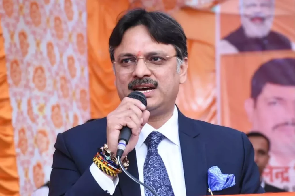 डॉक्टर राजेश्वर सिंह( फाइल फोटो)