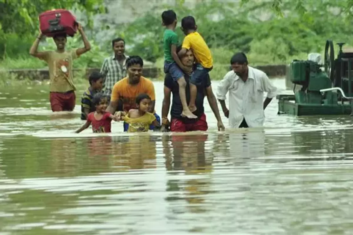 Punjab Flood: बाढ़ से बेहाल हुआ पंजाब, 41 लोगों की मौत, 1600 से ज्यादा लोग राहत शिविर में रहने को मजबूर