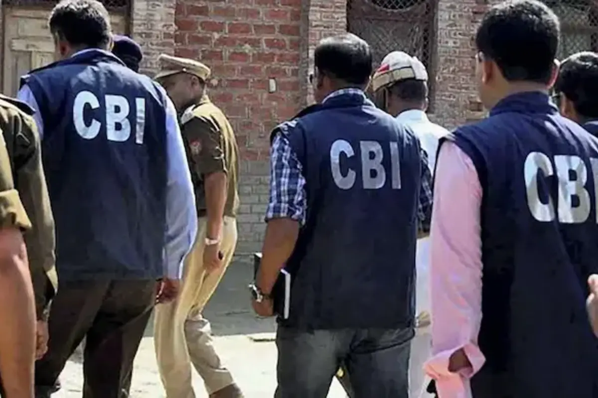 West Bengal: शिक्षक भर्ती घोटाला मामले में CBI ने चार शिक्षकों को किया गिरफ्तार, स्पेशल कोर्ट ने भेजा जेल, 100 करोड़ रुपये से ज्यादा का हुआ था Scam
