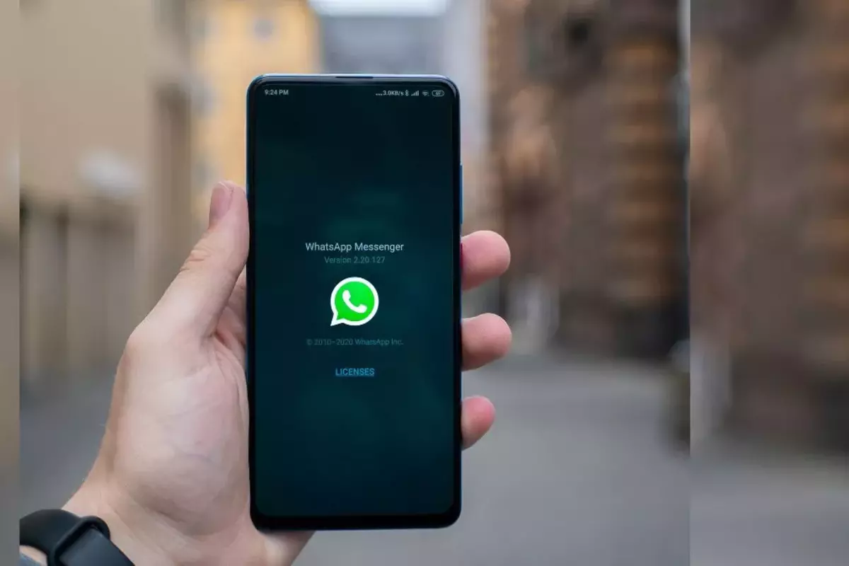 WhatsApp के इन दो नए फीचर्स का करें अब इस्तेमाल