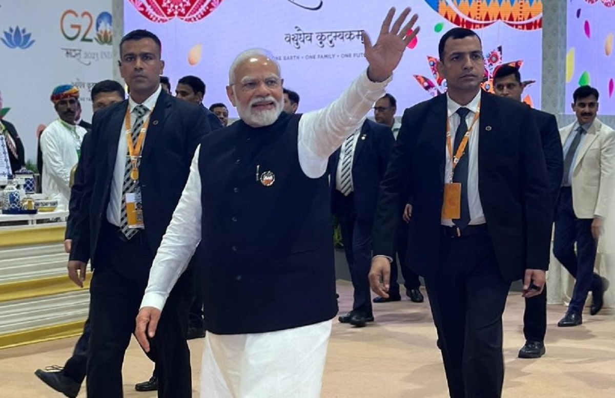 G20 समिट संपन्न होने के बाद भारत मंडपम में PM मोदी ने किया कला-शिल्प मंडप का दौरा, बोले- सबका धन्यवाद