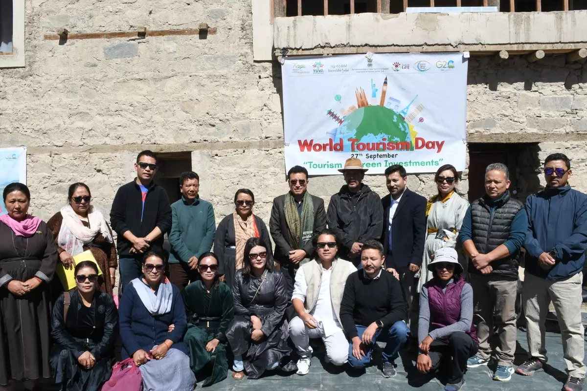 Ladakh: विश्व पर्यटन दिवस के अवसर पर लेह पैलेस में भव्य कार्यक्रम का आयोजन, मुख्य अतिथि के रूप में शामिल हुए काचो मेहबूब अली