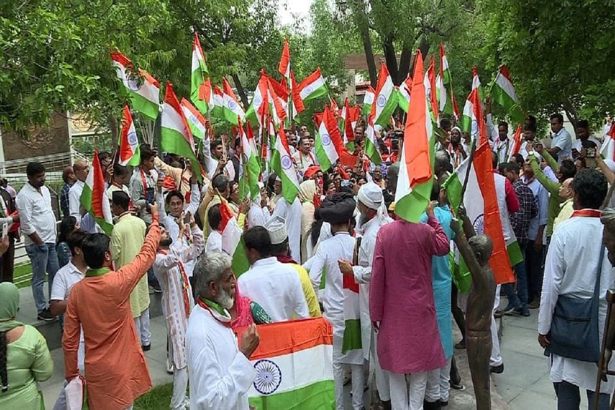 देश भर में “तिरंगा यात्रा फॉर PoK” की मुहिम… दिल्ली में एक अक्टूबर को पाकिस्तान के खिलाफ मार्च
