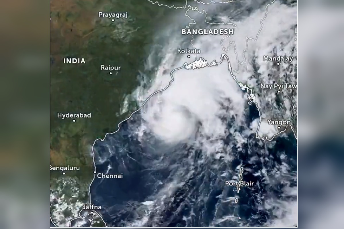 Cyclone Hamoon: बंगाल की खाड़ी में पनपा चक्रवाती तूफान, भारत के इन राज्यों पर होगा असर, तटीय क्षेत्रों से लोगों को हटाने की कवायद शुरू