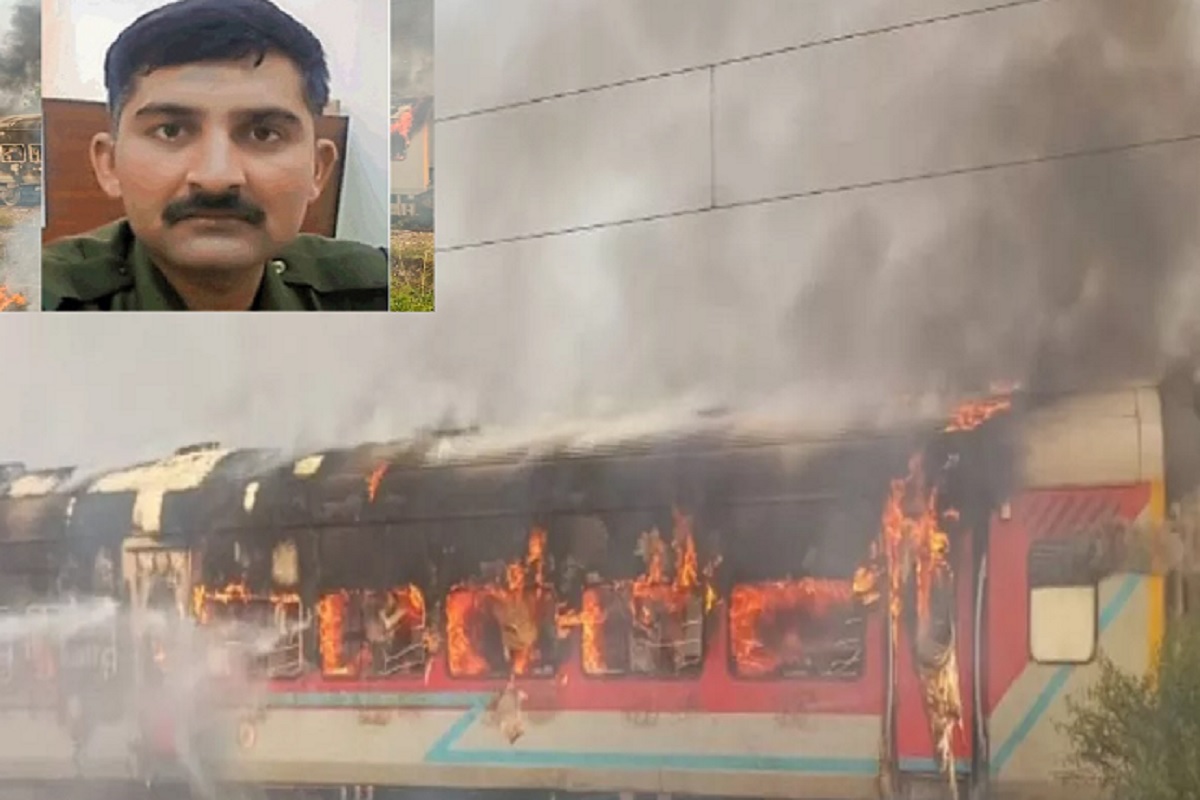 Fire In Patalkot Express: पातालकोट एक्सप्रेस में लगी भीषण आग, गेटमैन ने ऐसे बचाई सैकड़ों जिंदगियां